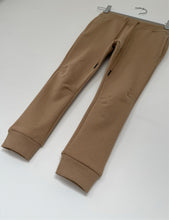 Load image into Gallery viewer, C A R A M E L